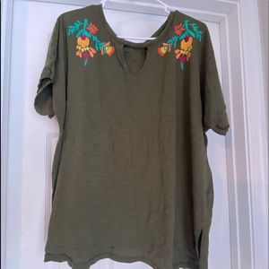 ANA Short Sleeved Top Size XL
